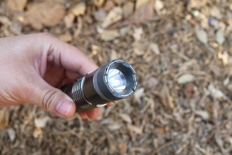 FOX-M11电击器 | 高压电击防身电棒 | 宝青坊专卖 FOX-M11电击器,迷你高压防身电棒,适合女士使用,宝青坊专卖