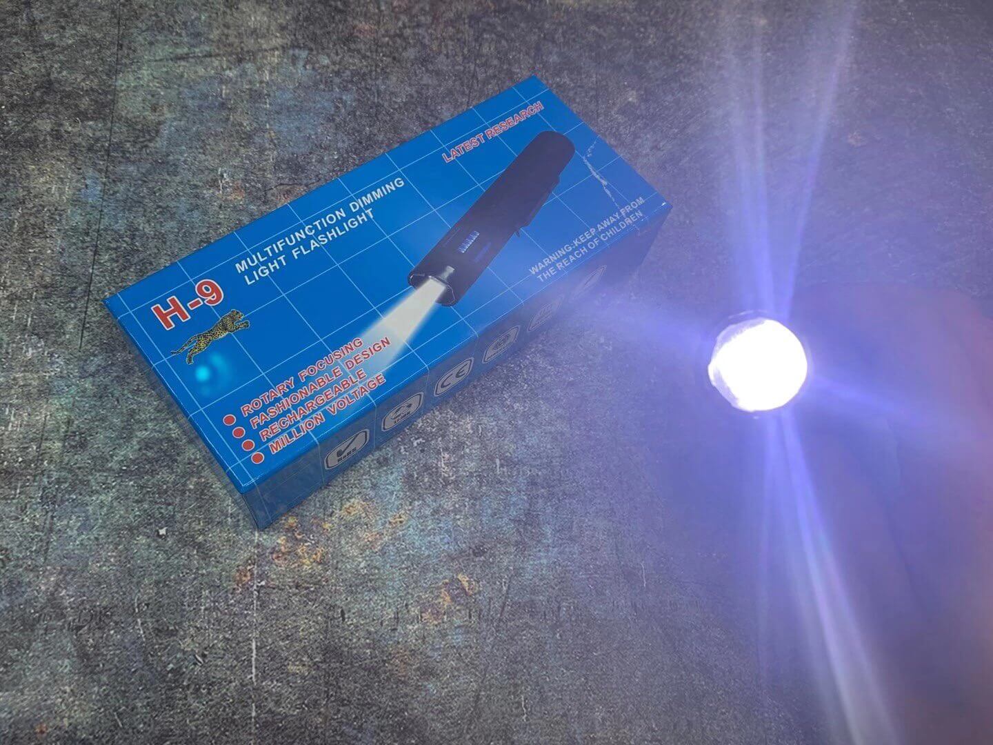 H9电棍高压电击器 | 输出电压5万伏 | 女子防身利器