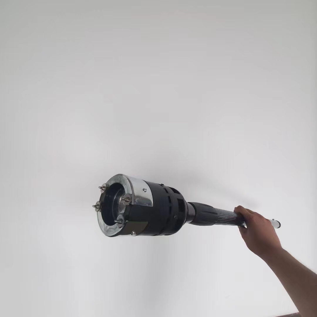 正品黑鹰大牛电棍电棒 1.6米长 超高压大电流 带报警 伸缩功能 电池更换 使用教程视频 价格便宜 宝青坊专卖 黑鹰大牛电棍,电棒电击器,执勤棍,超高压电棍,伸缩功能电棍,大电流电击器,带报警功能,电池更换,使用教程视频,宝青坊专卖