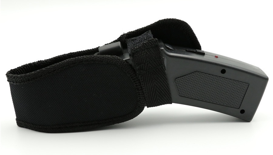 泰瑟002型电击器 | Taser远程电击防身用品 | 合法电击器 威力实测大 | 宝青坊专卖 泰瑟002型电击器, Taser电击器, 电击防身武器, 民用电击器, 合法电击器, 电晕电击器, 电击威力大, 防身用品, 宝青坊专卖