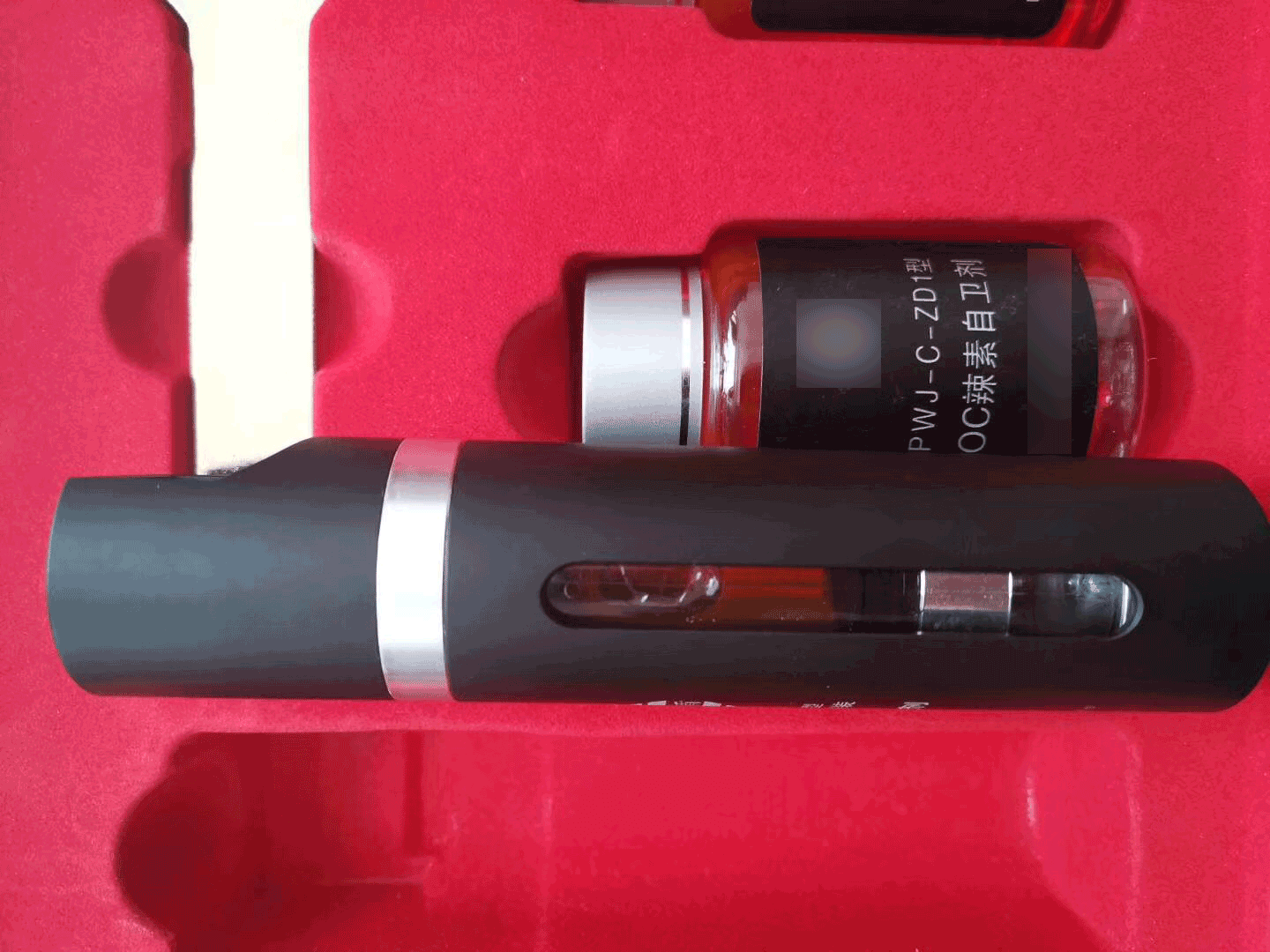 防狼喷雾剂8米射程高效射流测试效果 催泪辣椒喷雾剂高强度射流喷射测试图