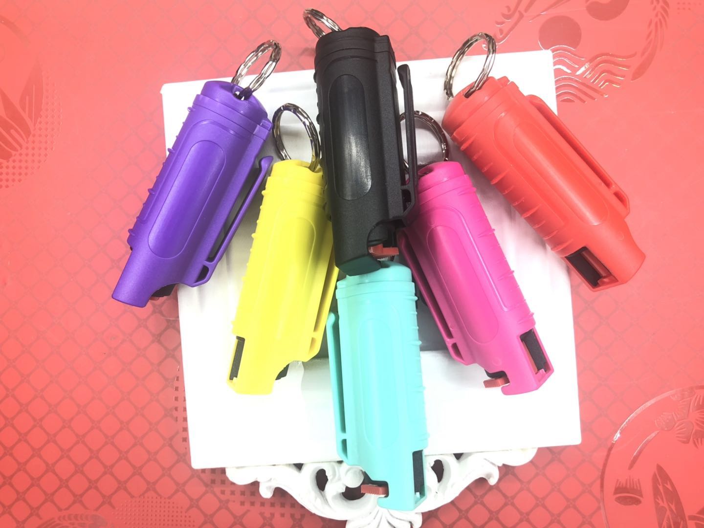 小型便携辣椒水喷雾使用教程 钥匙扣防狼喷雾日常场景的实用性分析